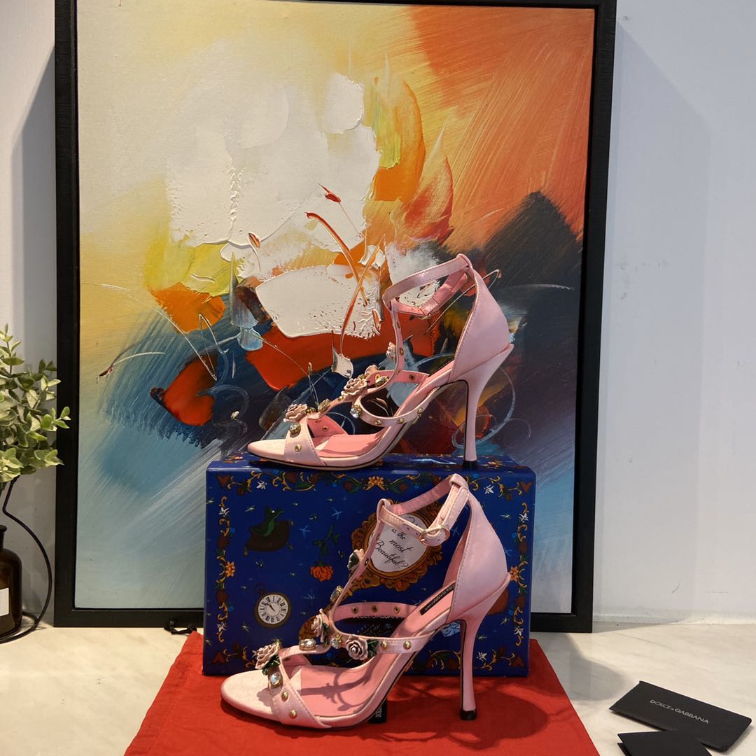 Pink D&G flower sandal