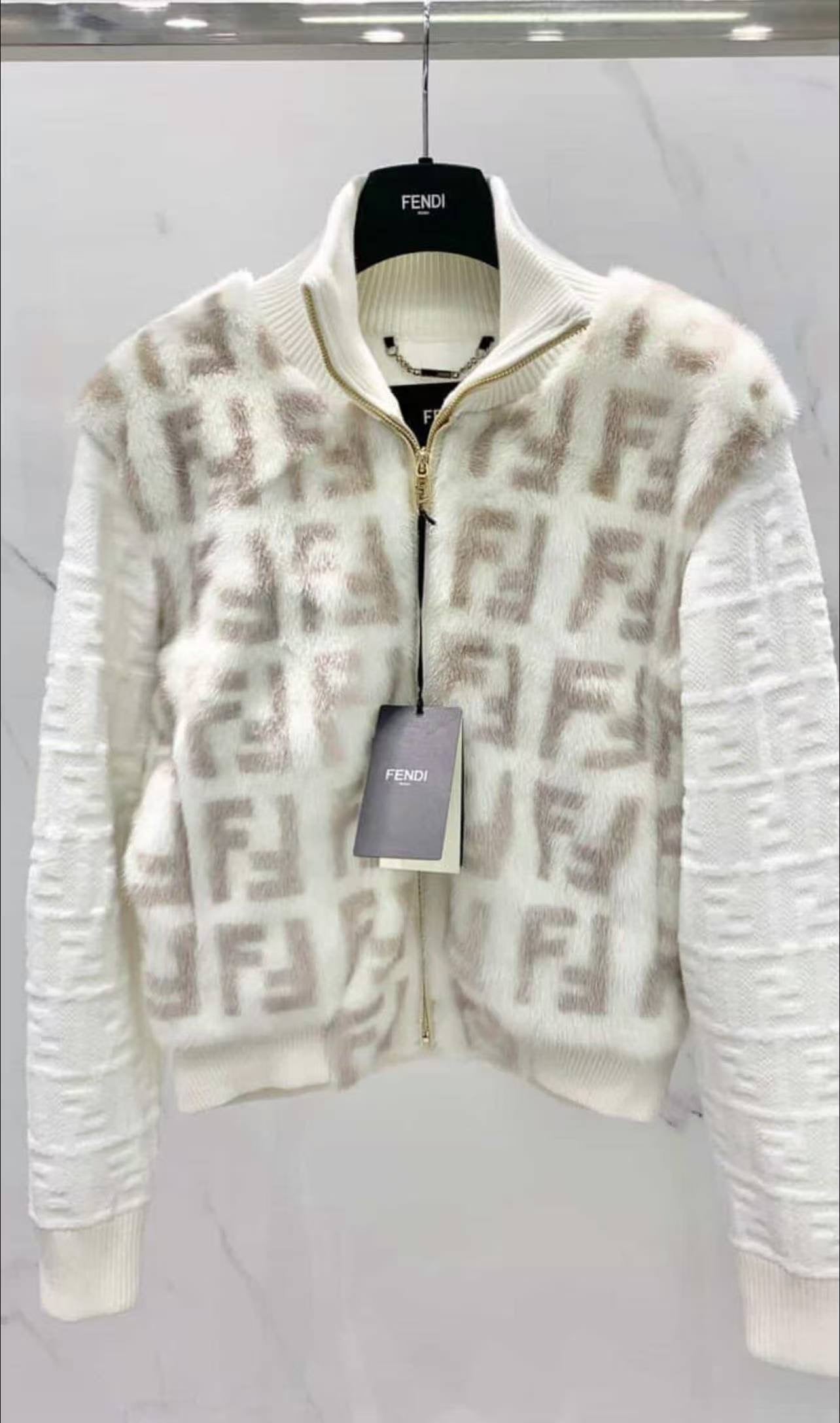 Fendi Bomber jacket
White mink bomber