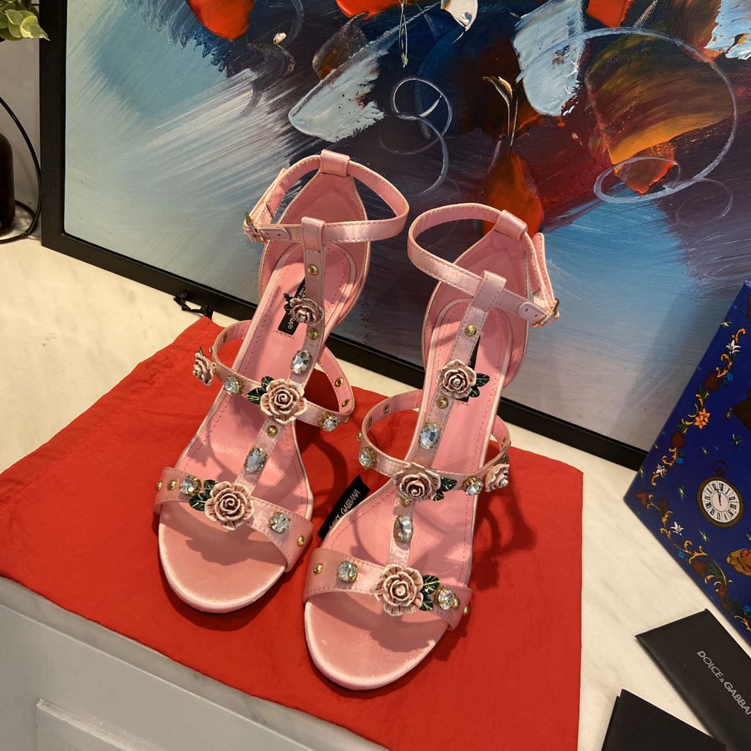 Pink D&G flower sandal