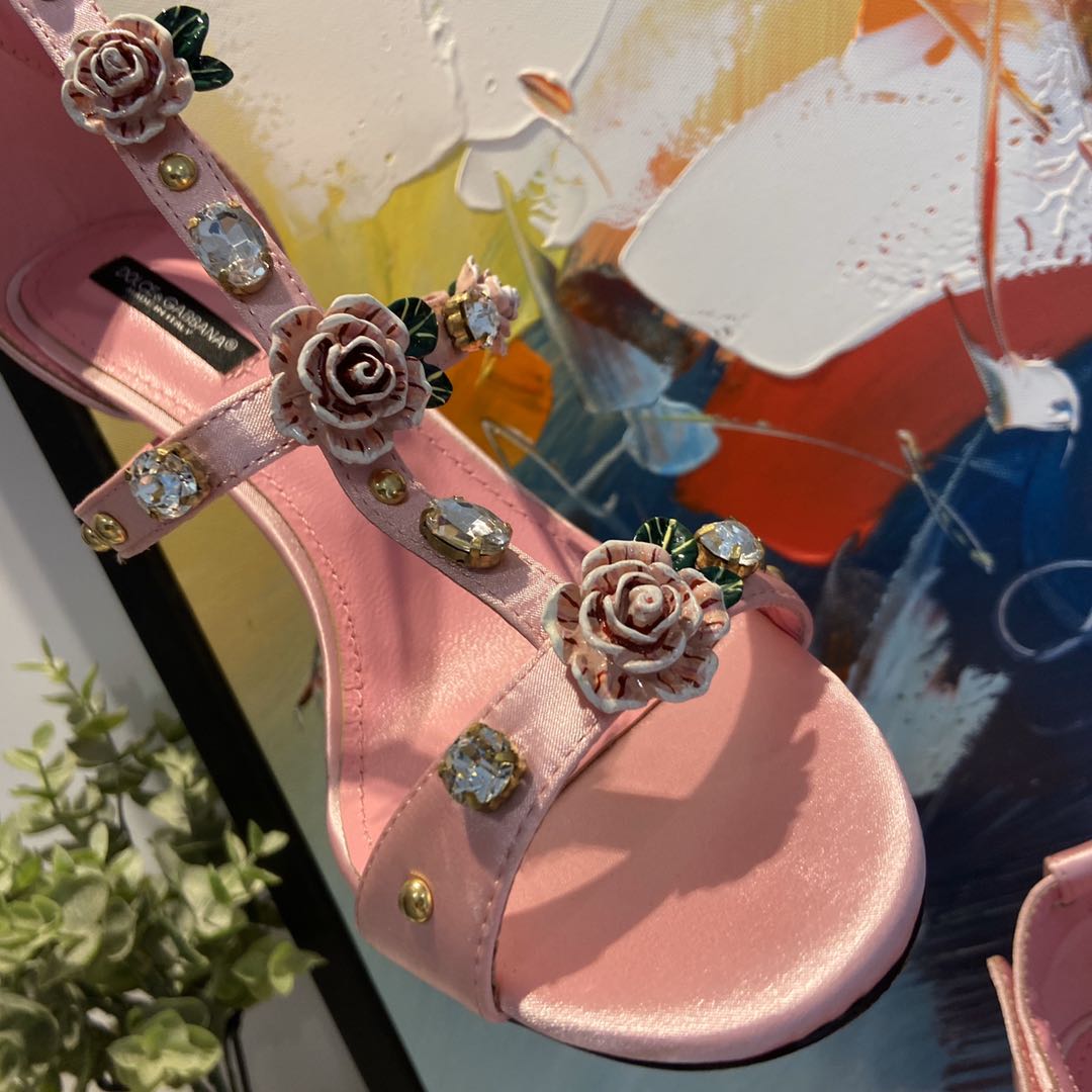 Pink D&G flower sandal