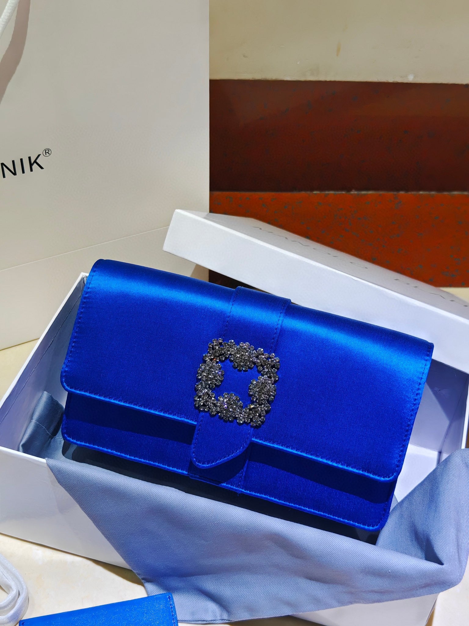 Manolo Blahnik  'Capri' clutch