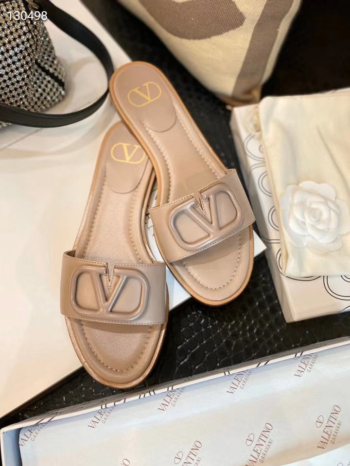 Valentino Vring slippers