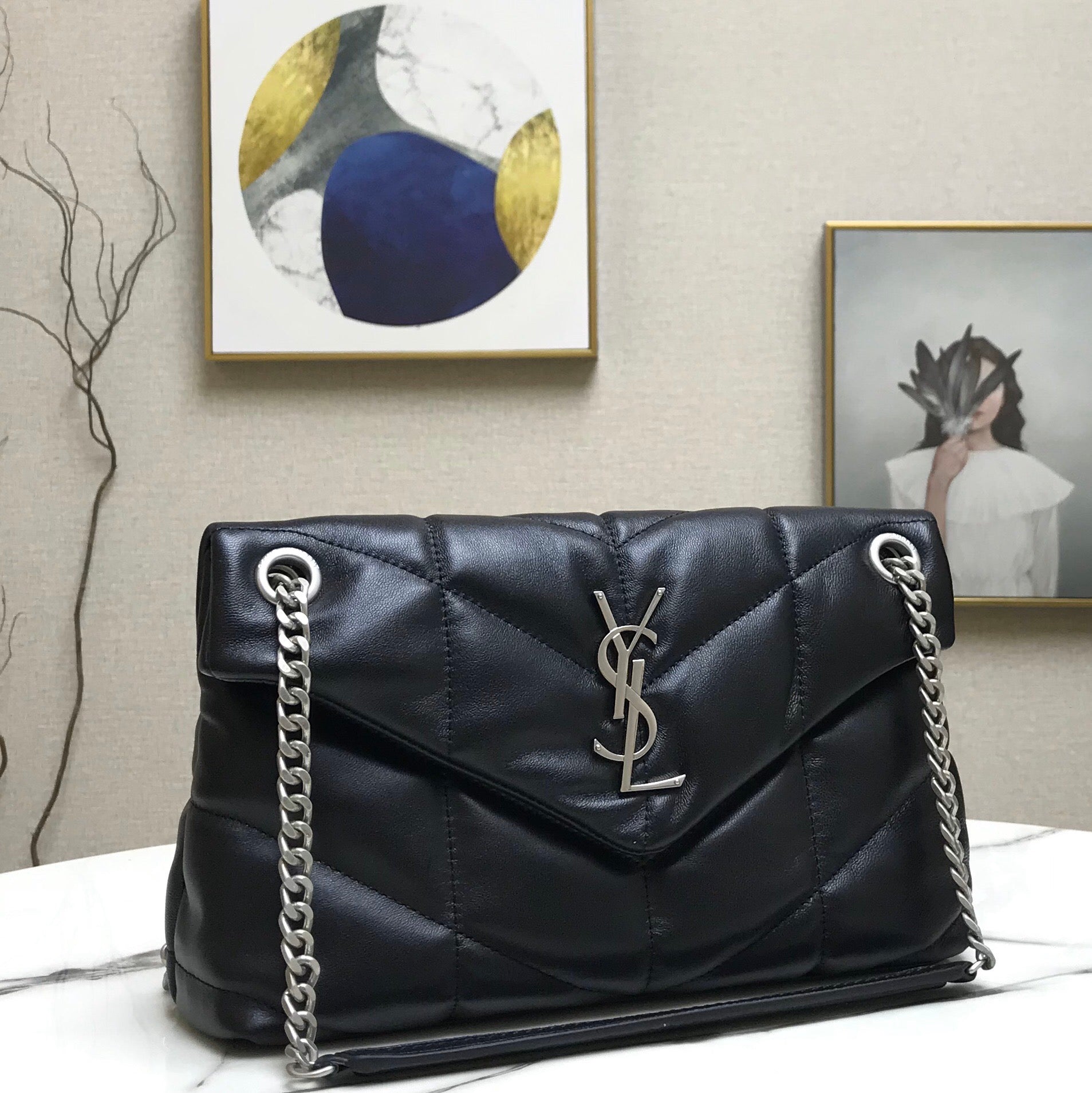 YSL LOULOU MEDIUM “Y” LEATHER BAG