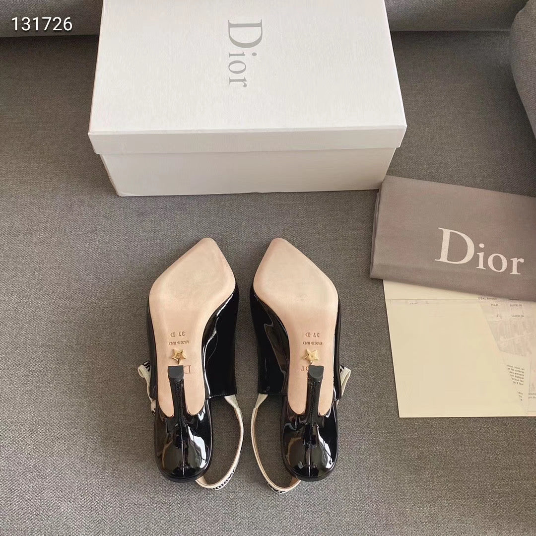 Patent Dior slingback