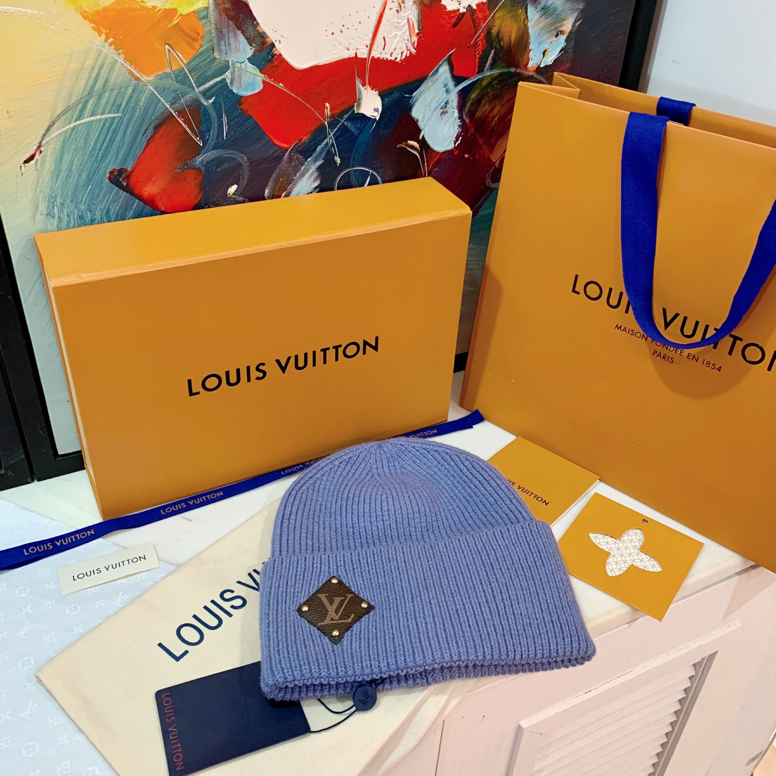 Louis vuitton head warmer