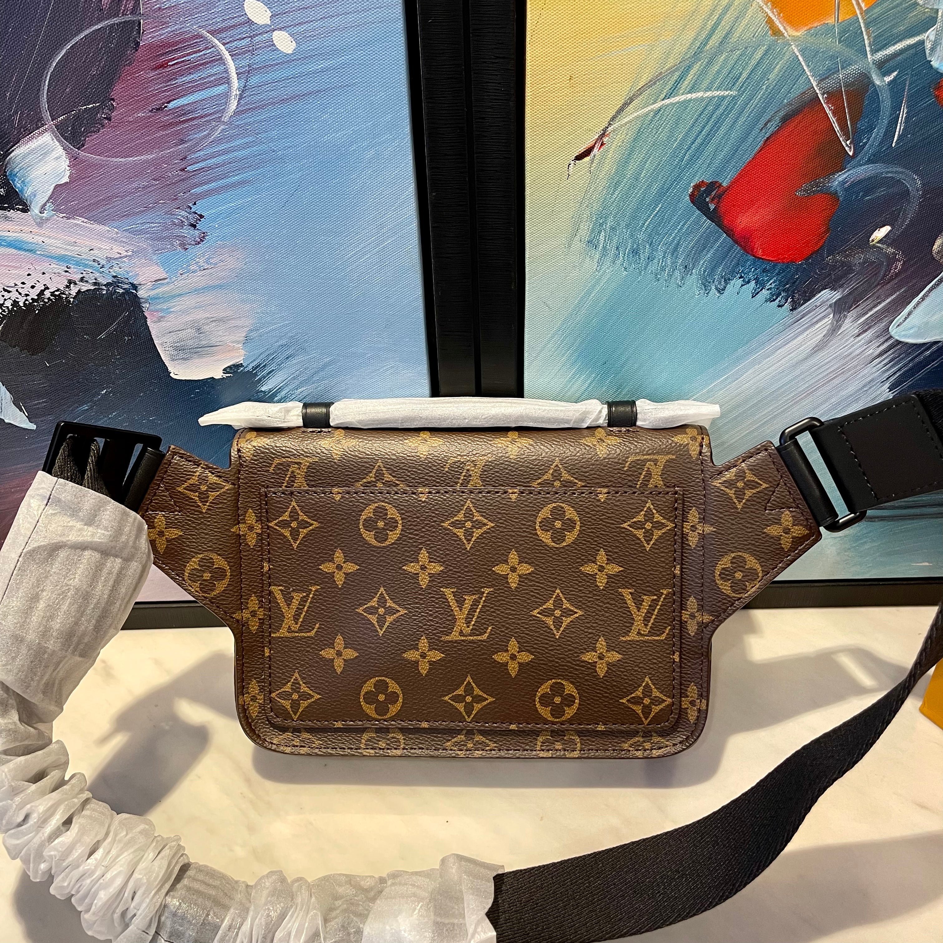 Lv men bag